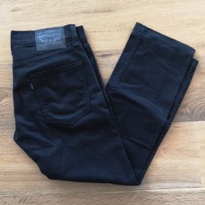 Levis 513